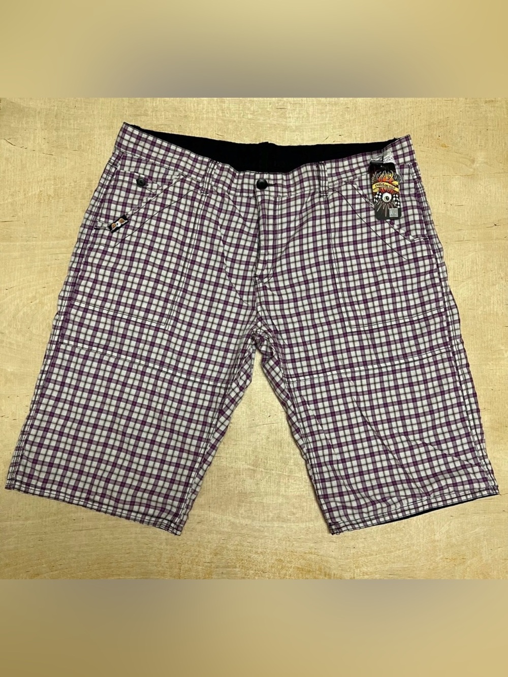 Von Dutch Rare Reversible Cargo Shorts Black / Purple